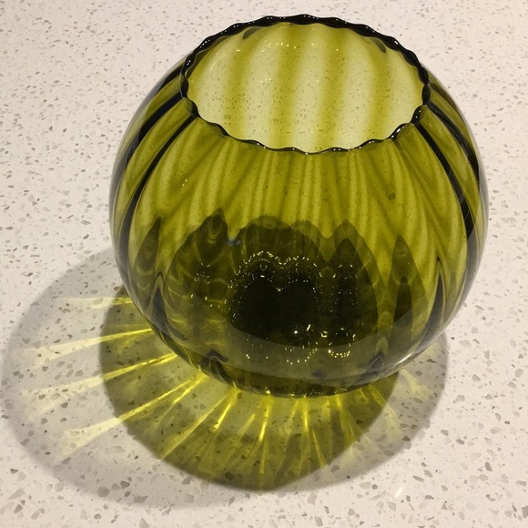 1960s-1970s ITALY EMPOLI ribbed glass bowl avocado - Picture 1 of 8